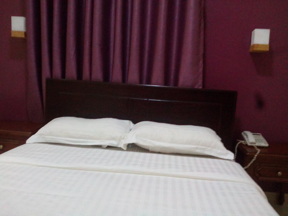 Diamonds Hotel Kampala Ngoại thất bức ảnh