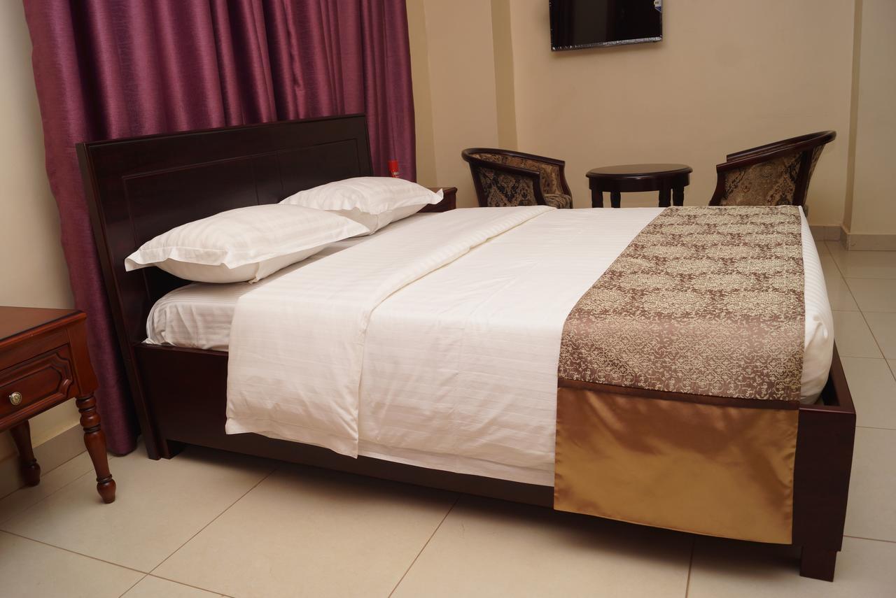 Diamonds Hotel Kampala Ngoại thất bức ảnh