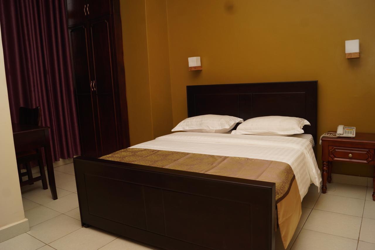 Diamonds Hotel Kampala Ngoại thất bức ảnh