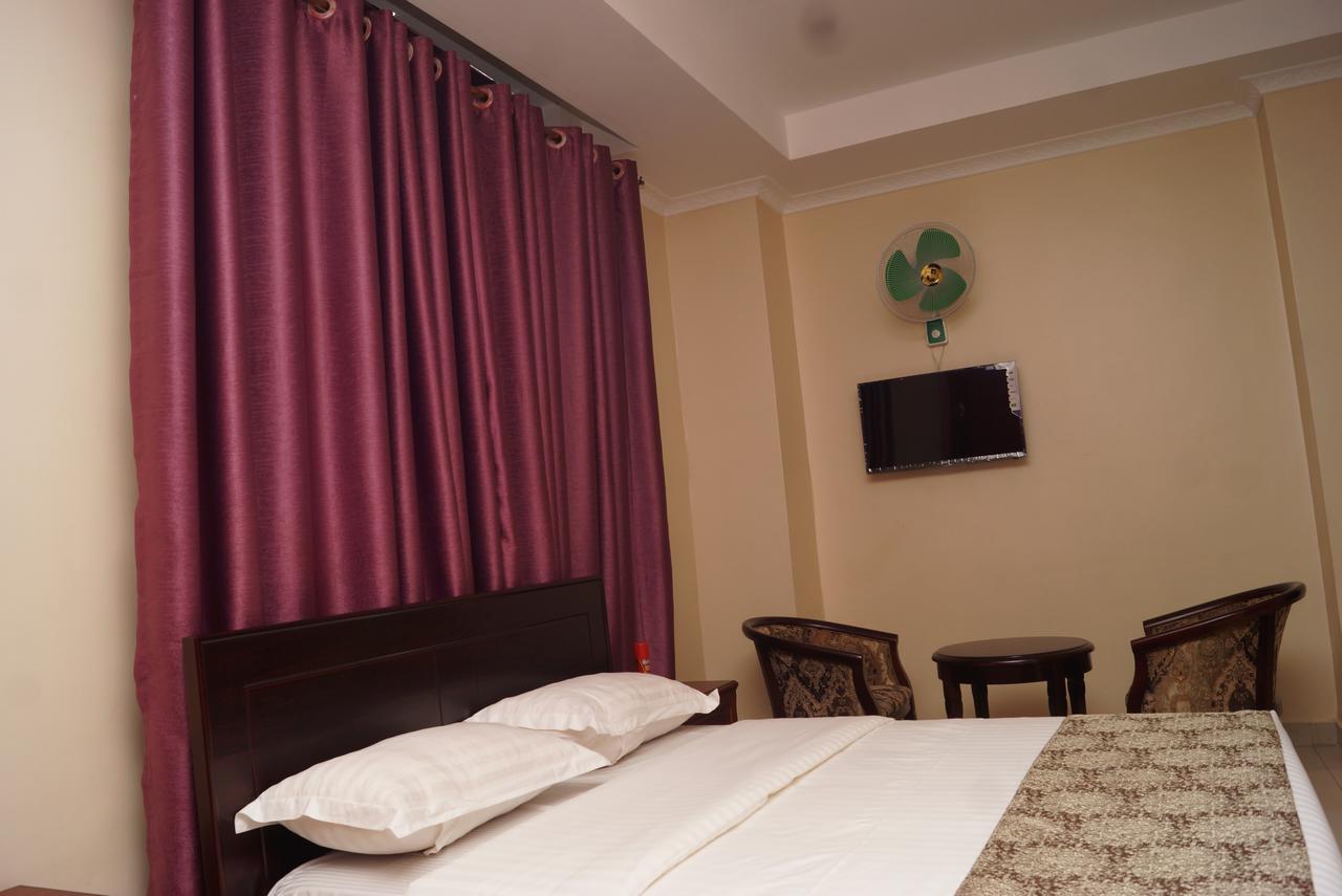 Diamonds Hotel Kampala Ngoại thất bức ảnh