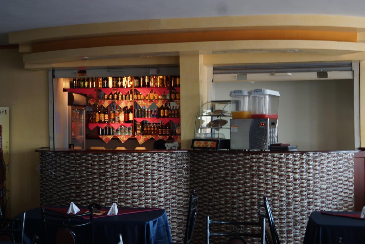 Diamonds Hotel Kampala Ngoại thất bức ảnh