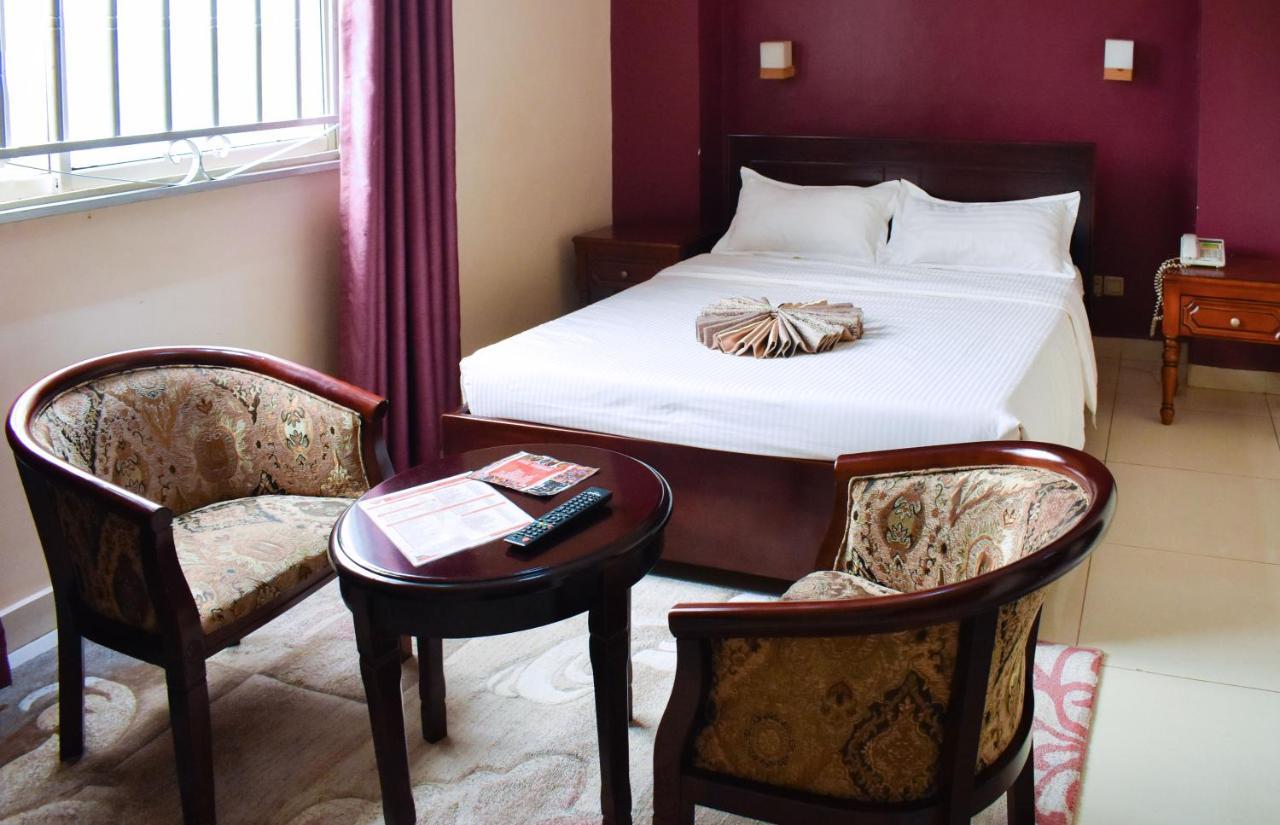 Diamonds Hotel Kampala Ngoại thất bức ảnh