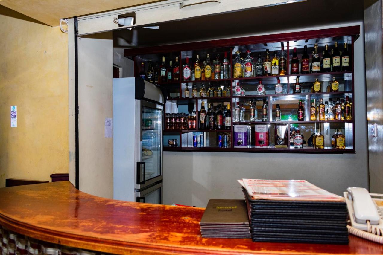 Diamonds Hotel Kampala Ngoại thất bức ảnh